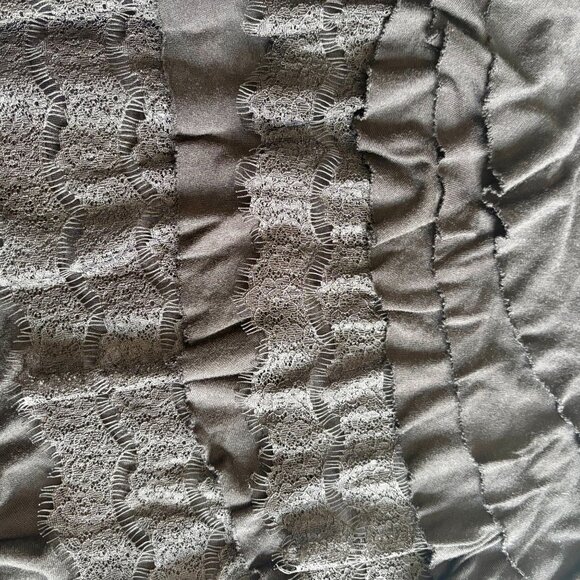 Relativity Black Sleeveless Tiered Lace & Viscose Ruffle Tank Top Size XL - Picture 7 of 10